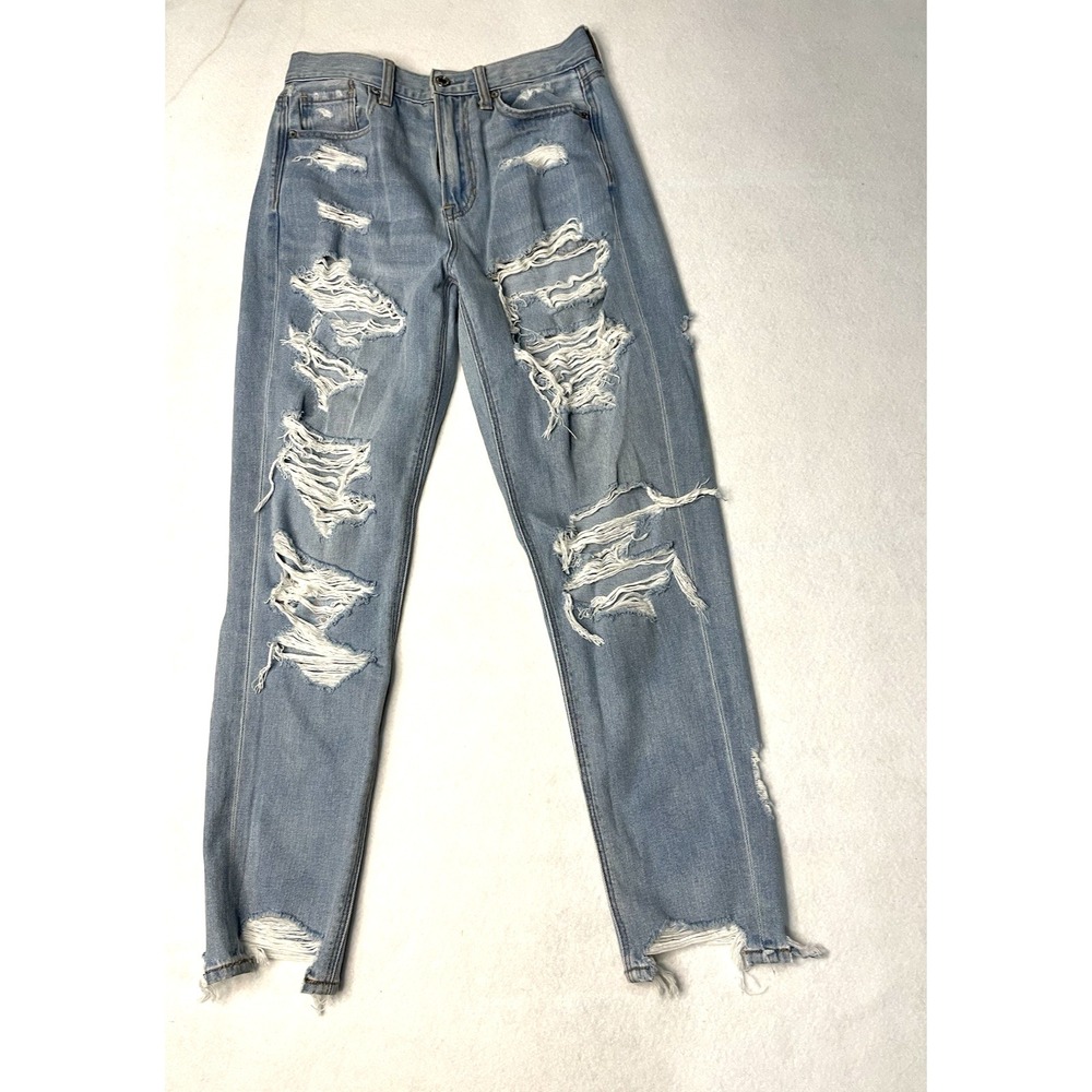American Eagle Women's Mom Jeans Blue‎ Light Wash Distressed Ripped Denim Size 4